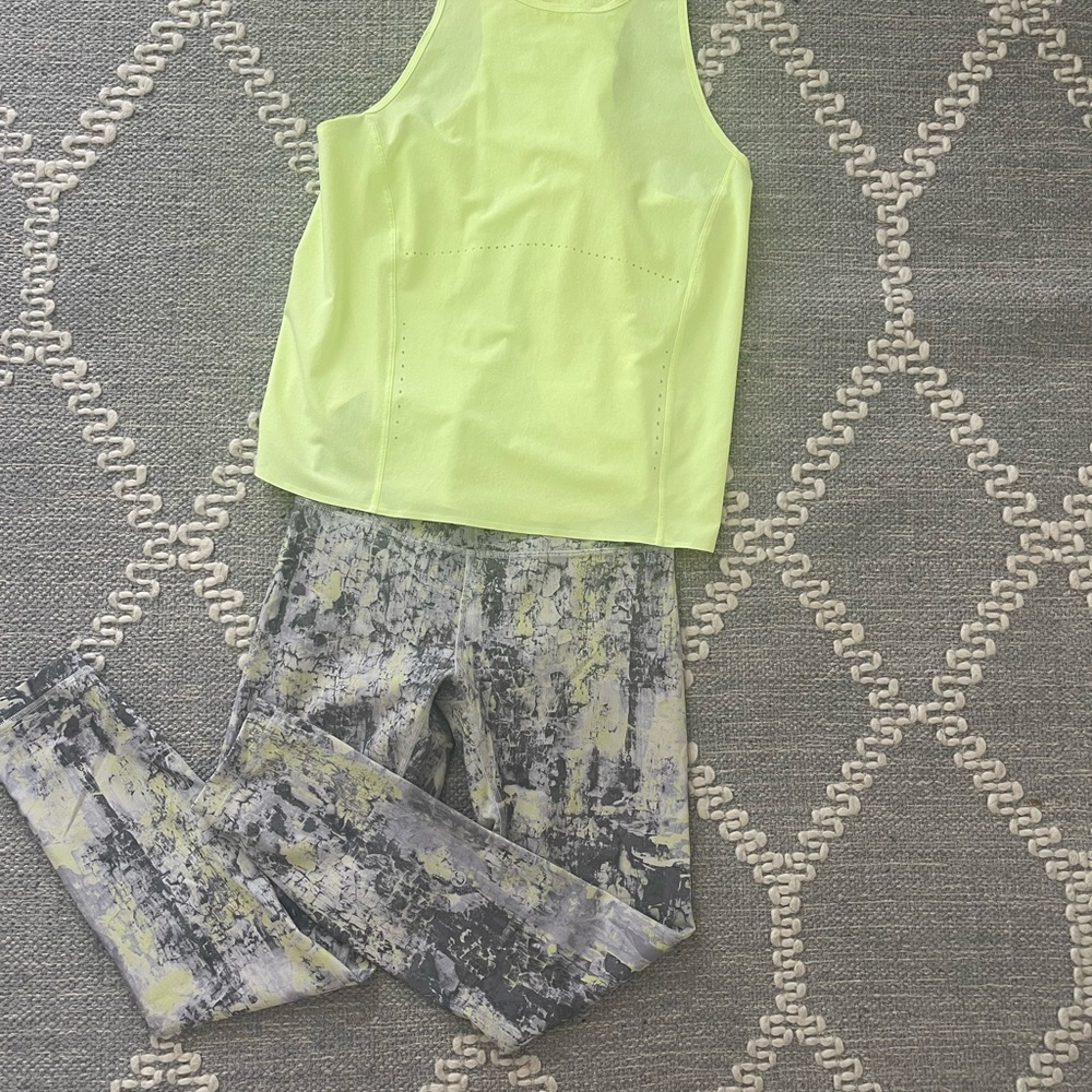 Lululemon Athletica Neon Yellow Tank and wunder Gray Patterned Leggings